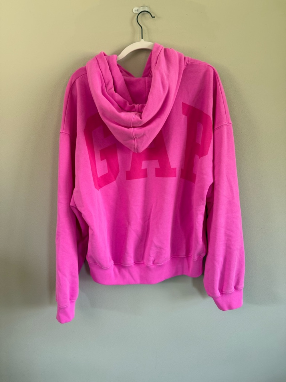 GAP Vintage Soft Crop Logo Hoodie - Picture 2 of 4